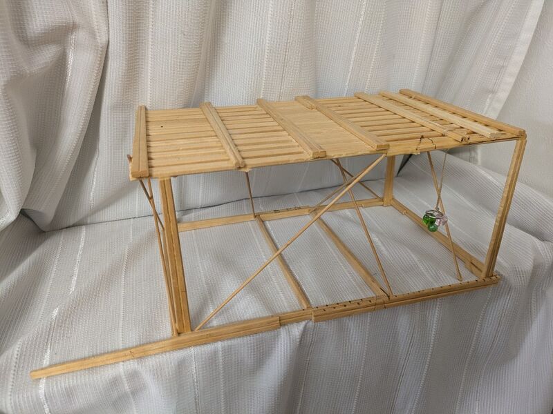 File:Item-handmade-laptop-shelf-6.jpg