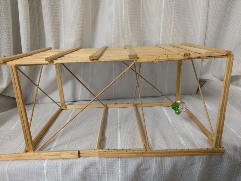File:Item-handmade-laptop-shelf-1.jpg