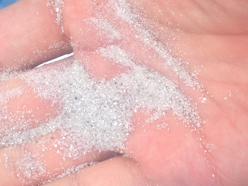 File:02 green sand sans green dye.png